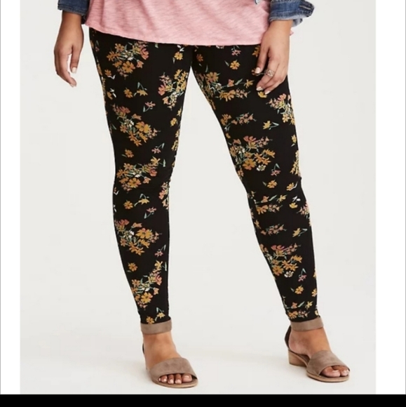 Torrid floral high rise Leggings - Picture 1 of 5